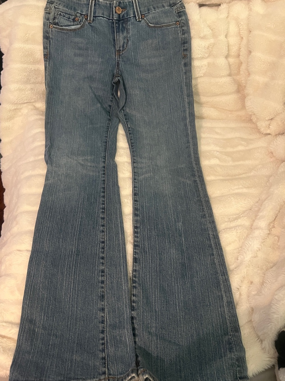 Seven7 Women's Flare Jeans in Light Blue Wash